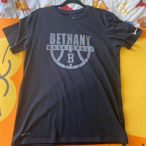 College basketball Nike T-shirt